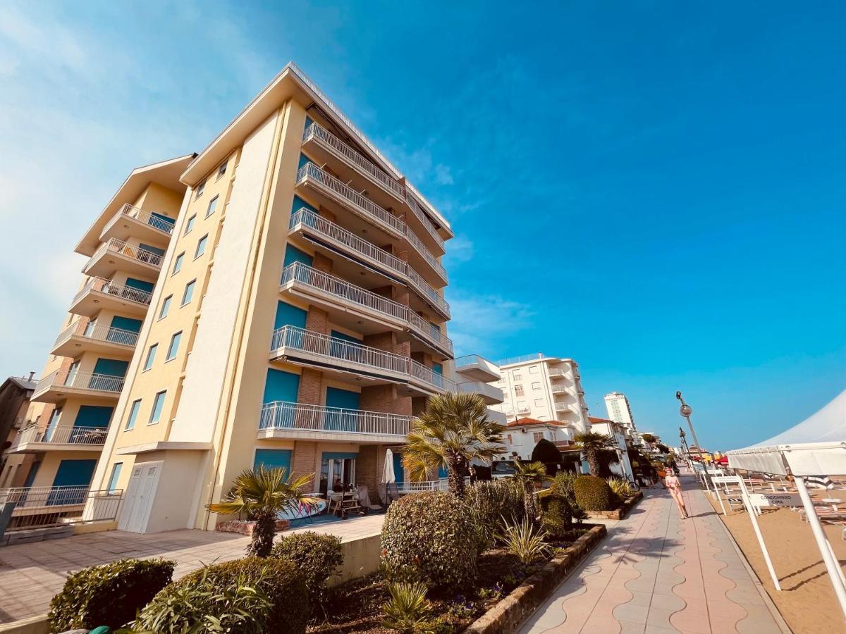 Appartamento Cima - Vista Mare, 3 Camere, Wifi, Family Apartment Lido di Jesolo Exterior photo