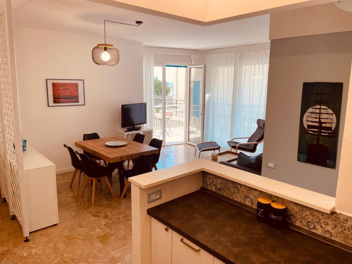 Appartamento Cima - Vista Mare, 3 Camere, Wifi, Family Apartment Lido di Jesolo Exterior photo